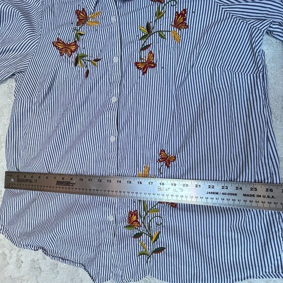 Quacker Factory Womens Embroidered Striped Button Down Shirt Size 1X Black White - Picture 8 of 8